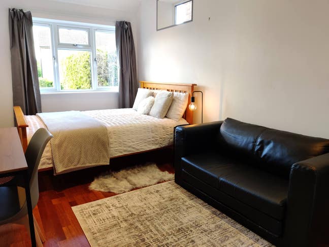 2 Spacious and elegant Double rooms Main Photo