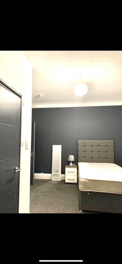 Double Ensuite  Main Photo