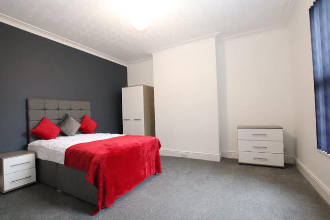 Double Ensuite  Main Photo