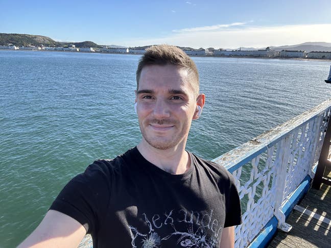 Looking for a Double room   Main Photo