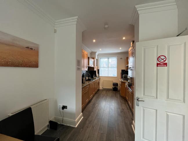 Fantastic Large En-Suite in Oakham Terrace, PE21 Main Photo