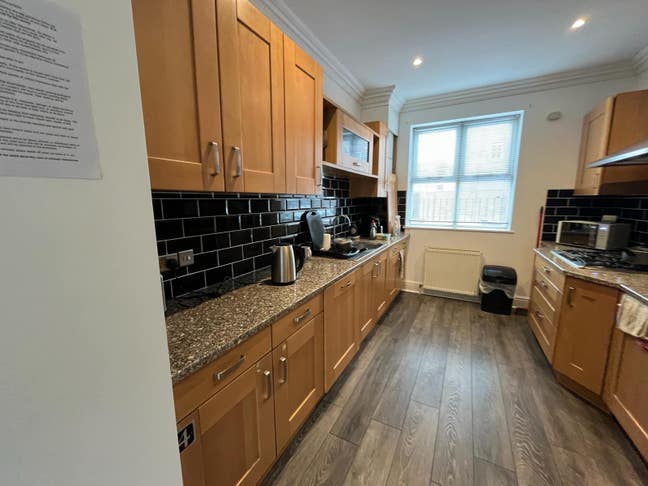 Fantastic Large En-Suite in Oakham Terrace, PE21 Main Photo