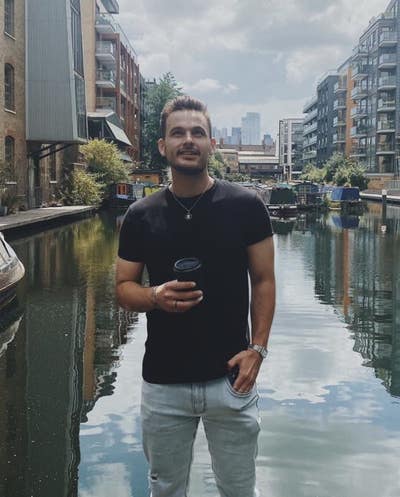 South African (29) - looking for house share Main Photo