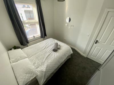 Double bedroom in newly refurbished shared house  Main Photo