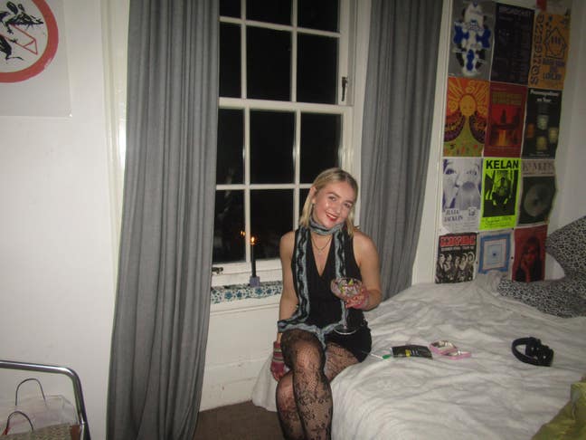 Looking to rent a room in shared accommodation  Main Photo