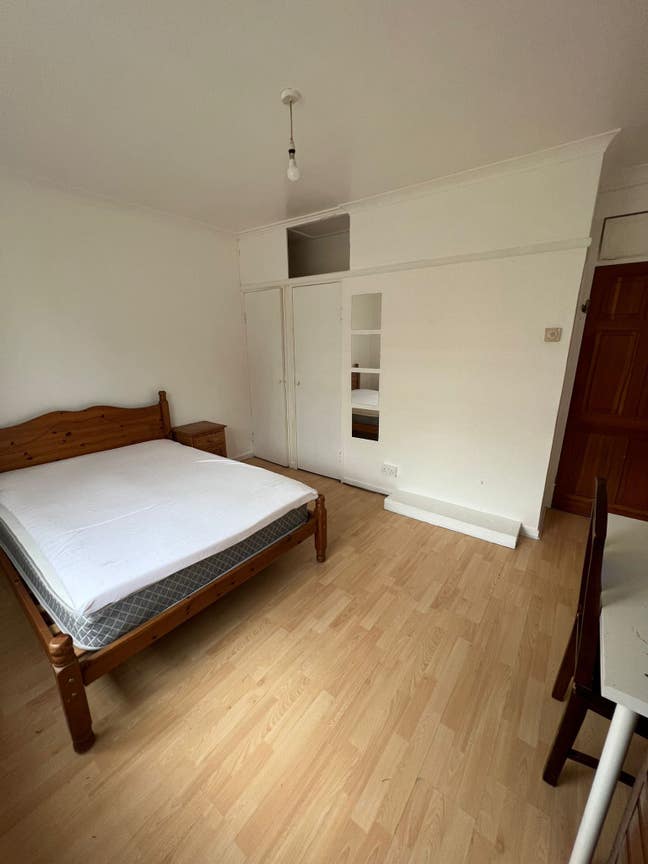 Spacious double rooms available in Balham (SW12 ) Main Photo