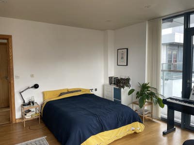 Bright 1-month sublet in Hackney Wick Main Photo