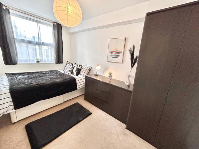 Deluxe en-suite rooms with own lounges ⭐⭐⭐  Main Photo