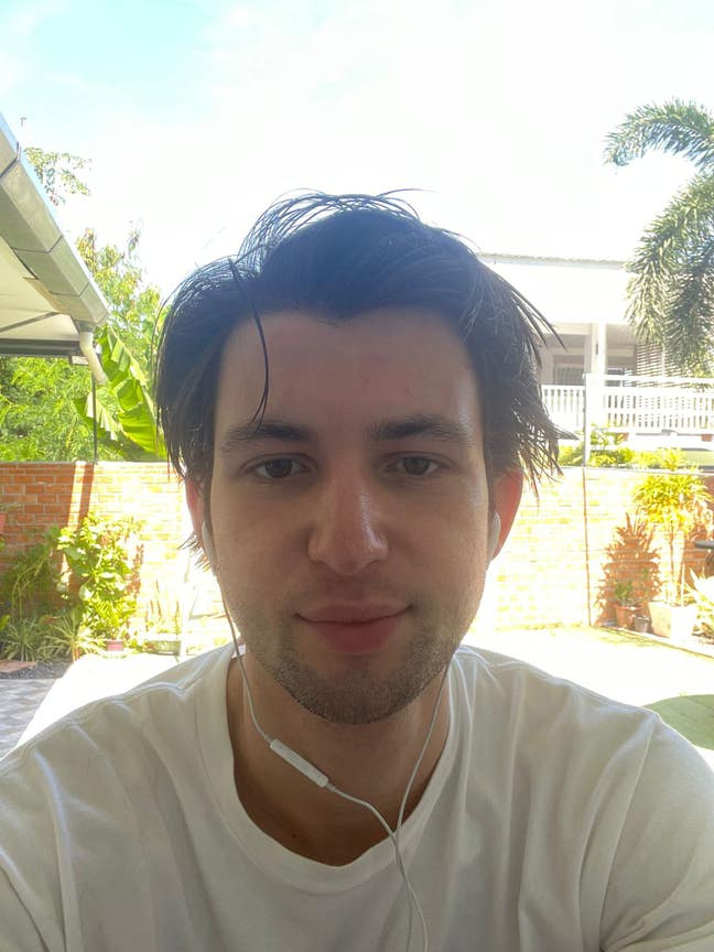 Looking for houseshare/room! Main Photo