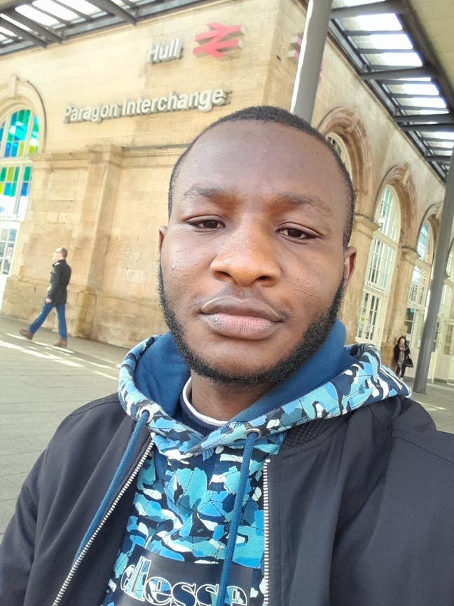 I am a professional male aged 30. I am lookin... Main Photo