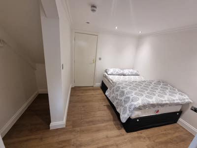 Double room in a shared Flat in Central London Main Photo