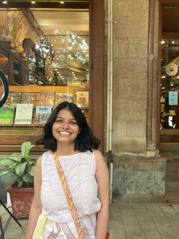 Student seeks a single or double room in London Main Photo