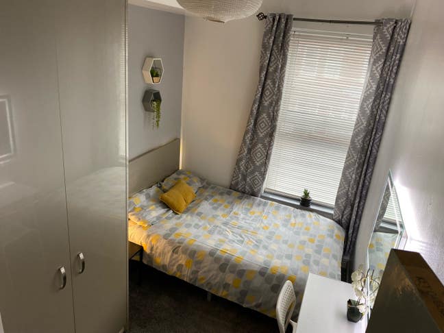 Double Room in Shared House, All Bills Included  Main Photo