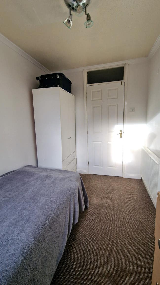 Single room available with food in kidli Main Photo