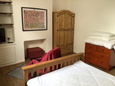 Double room in a cosy house Main Photo