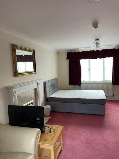 Room for Rent Chafford Hundred Main Photo