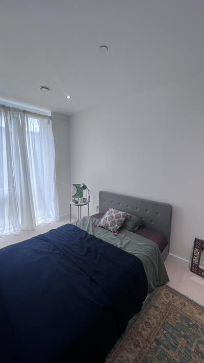 Large furnished double room in E16, Zone3 Main Photo
