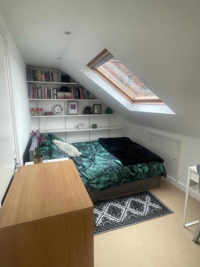 Double room with private bathroom in Clapham  Main Photo