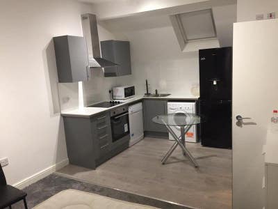 Large Studio in Headington Main Photo