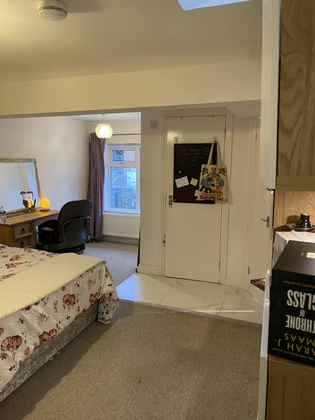 Women’s Muslim friendly house share Main Photo