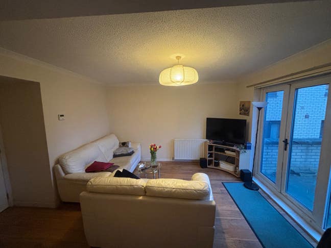 Single bedroom with private bathroom Main Photo