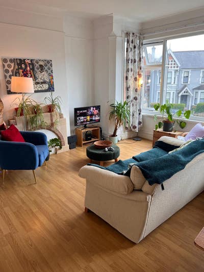 Lovely House In Crouch End  Main Photo