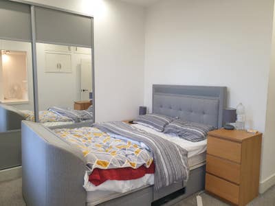 Mirfield short let room Main Photo