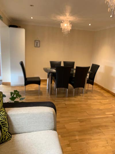 One double bedroom  Main Photo