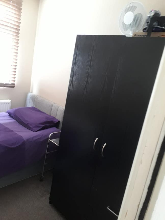 Double Bedroom Available  Main Photo