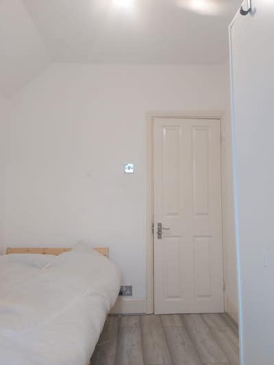 Single room right next to bletchley town center Main Photo