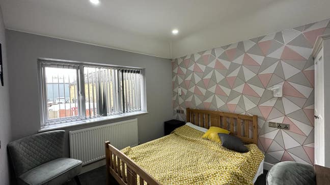 A Beautiful Six Bedroom House Share Main Photo