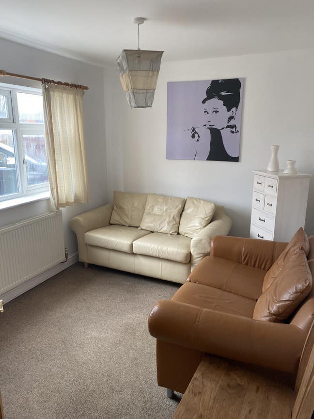 Double furnished room  available 12th August Main Photo