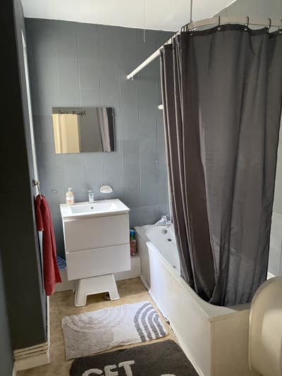 Large Double room for rent Main Photo