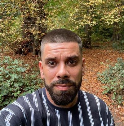 Easy going professional guy looking for a room Main Photo