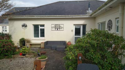 Room in large bungalow 1 mile from Padstow  Main Photo