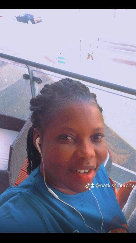 Professional Female seeks a single or double room Main Photo