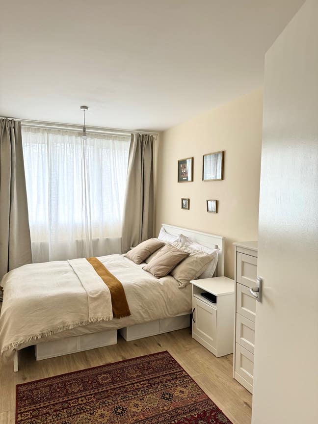 All Bills Included - Spacious Room in Zone 1 📍 Main Photo