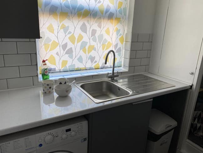 Ground Floor  Room in Sherwood  Main Photo