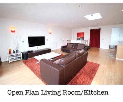Looking for a Modern Luxury Home from Home? Main Photo