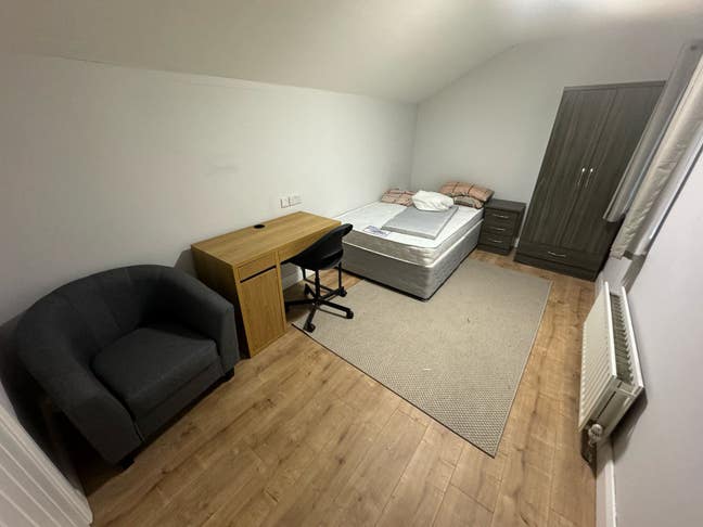 Double Room with Ensuite for let Main Photo