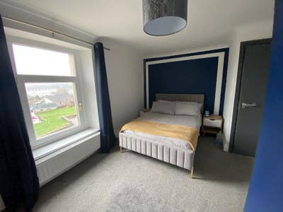 Modern Double Bedroom with Private Balcony  Main Photo