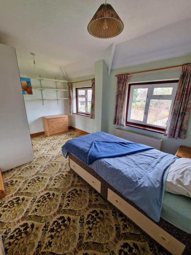 Lodger wanted. Quiet residential area in Lindfield Main Photo