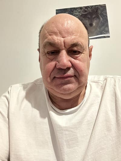 I am a professional male aged 59. I am lookin... Main Photo