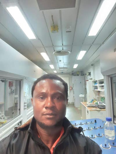 I am looking for a two or three bedroom apart... Main Photo