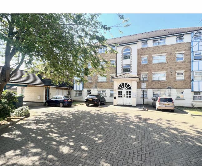 1 single room to rent Main Photo