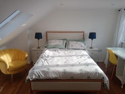 Very Nice double bedroom (single occupency) Main Photo