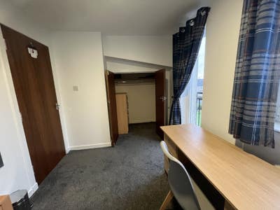 Double Bedroom Main Photo