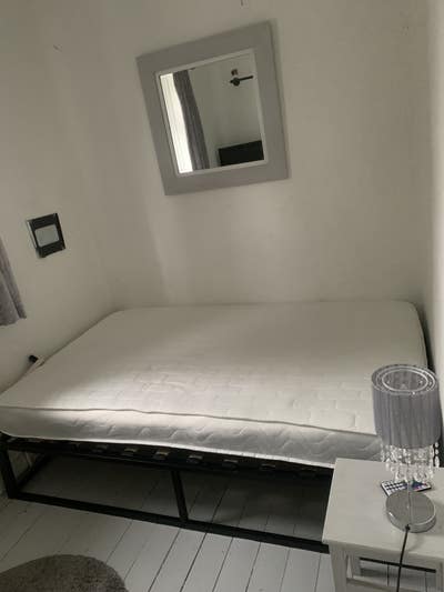 Single room &pound;550 Main Photo