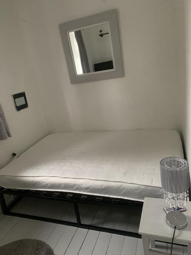 Single room &pound;550 Main Photo