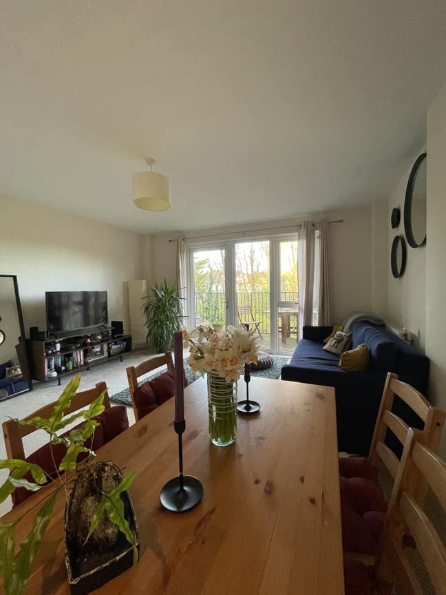 ✨ Bright, Spacious Double Room ✨ Main Photo